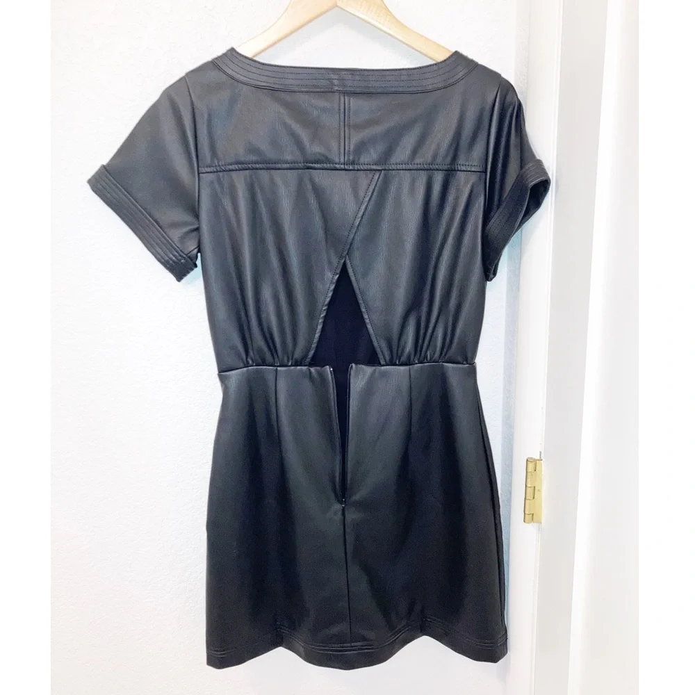 ANTHROPOLOGIE Faux Leather wrap mini dress Black/Noir SZ: 6 - Picture 10 of 13
